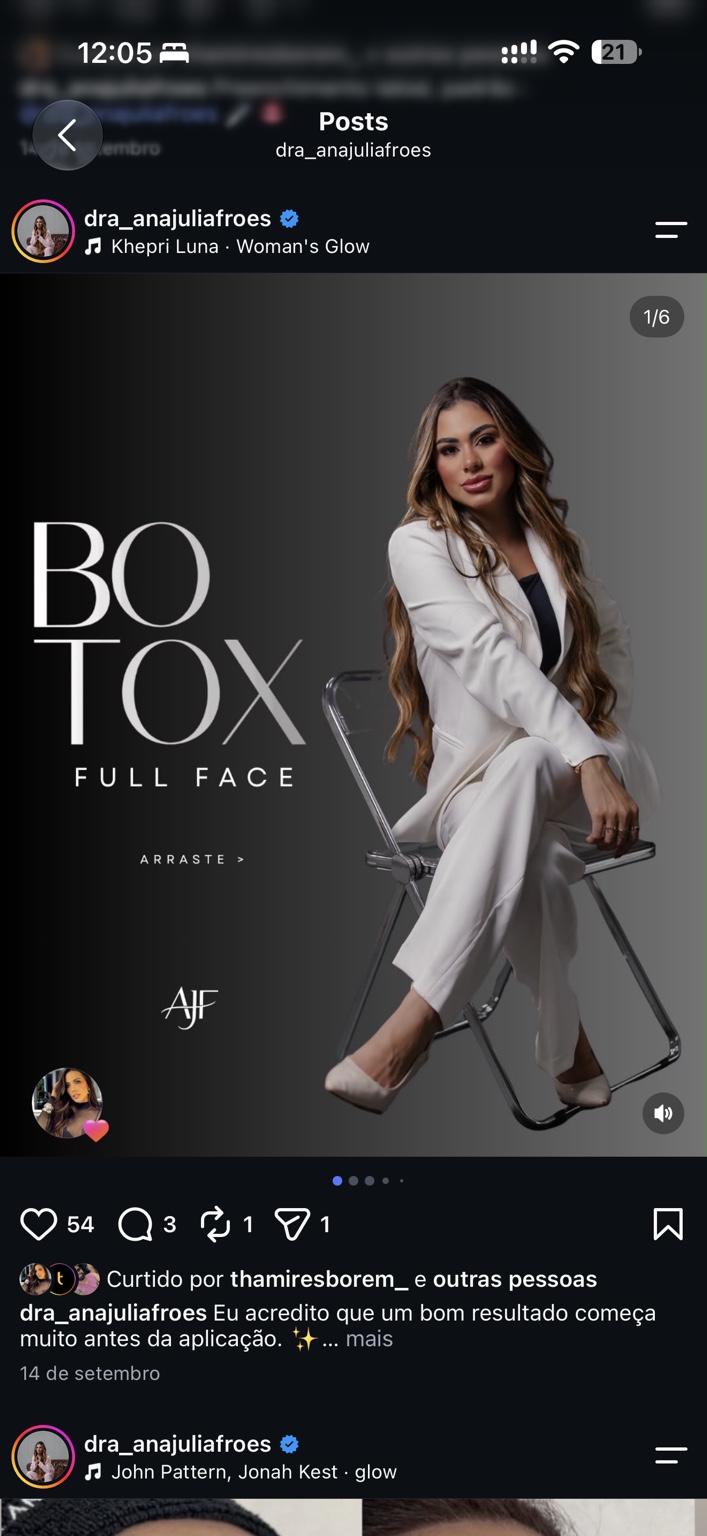 Dra. Ana Júlia Fróes em retrato profissional com blazer branco